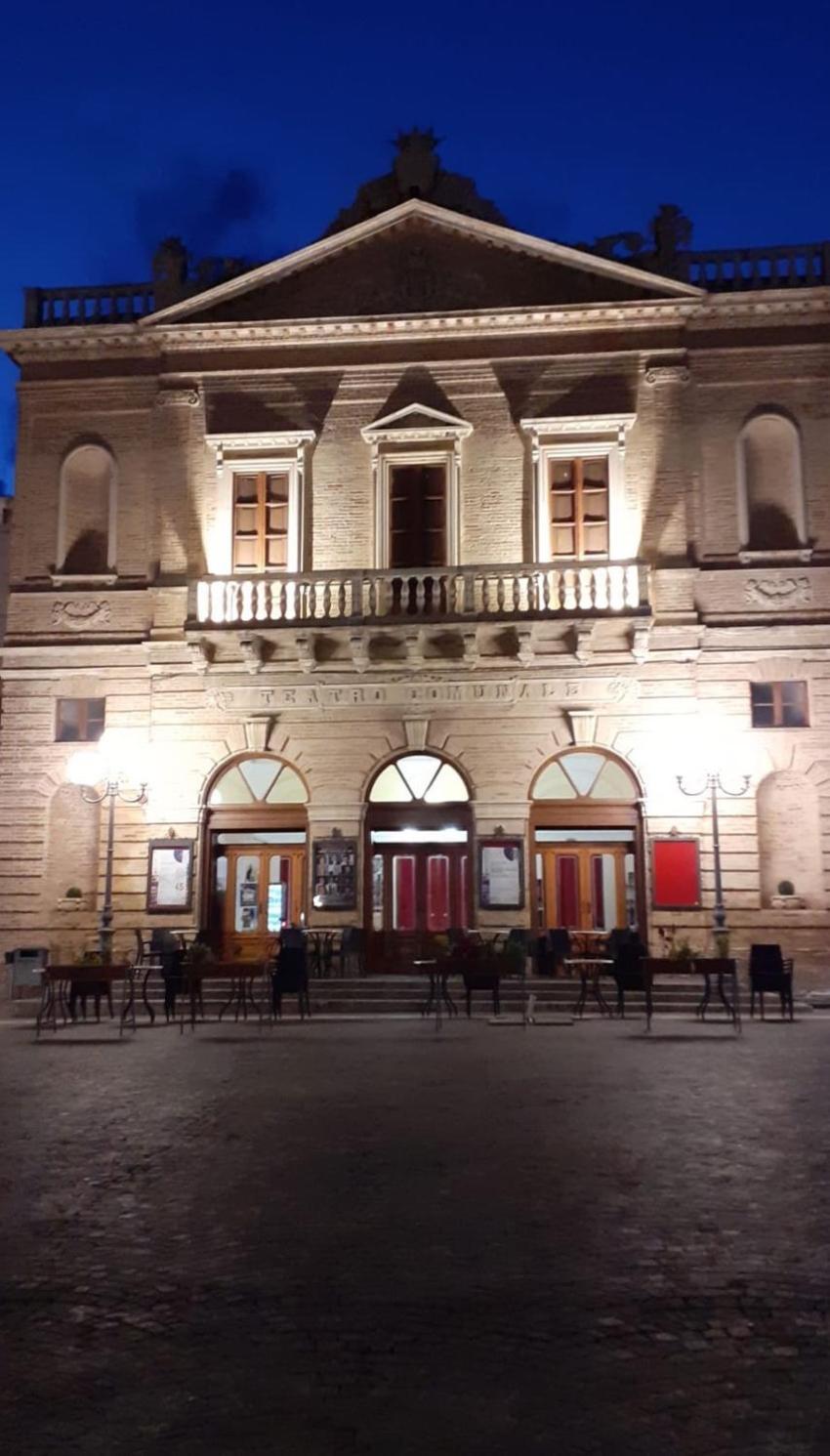 Hotel Du Parc Atri Exterior foto
